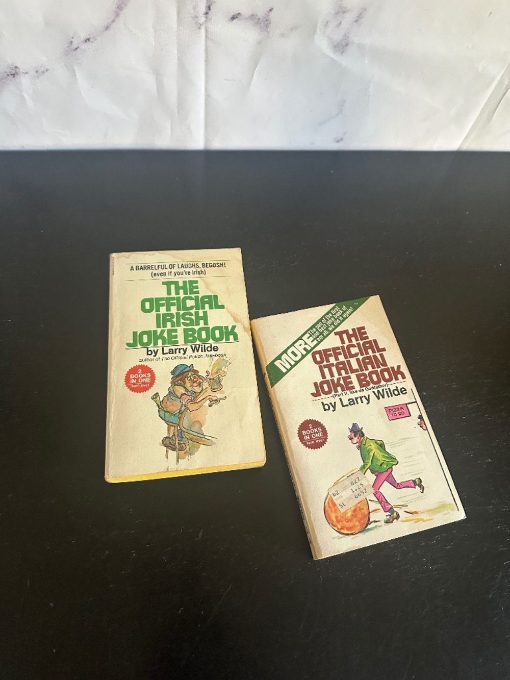 VINTAGE 1977 THE OFFICIAL IRISH,ITALIAN,JEWISH, POLISH JOKE LARRY WILDE  BOOKS